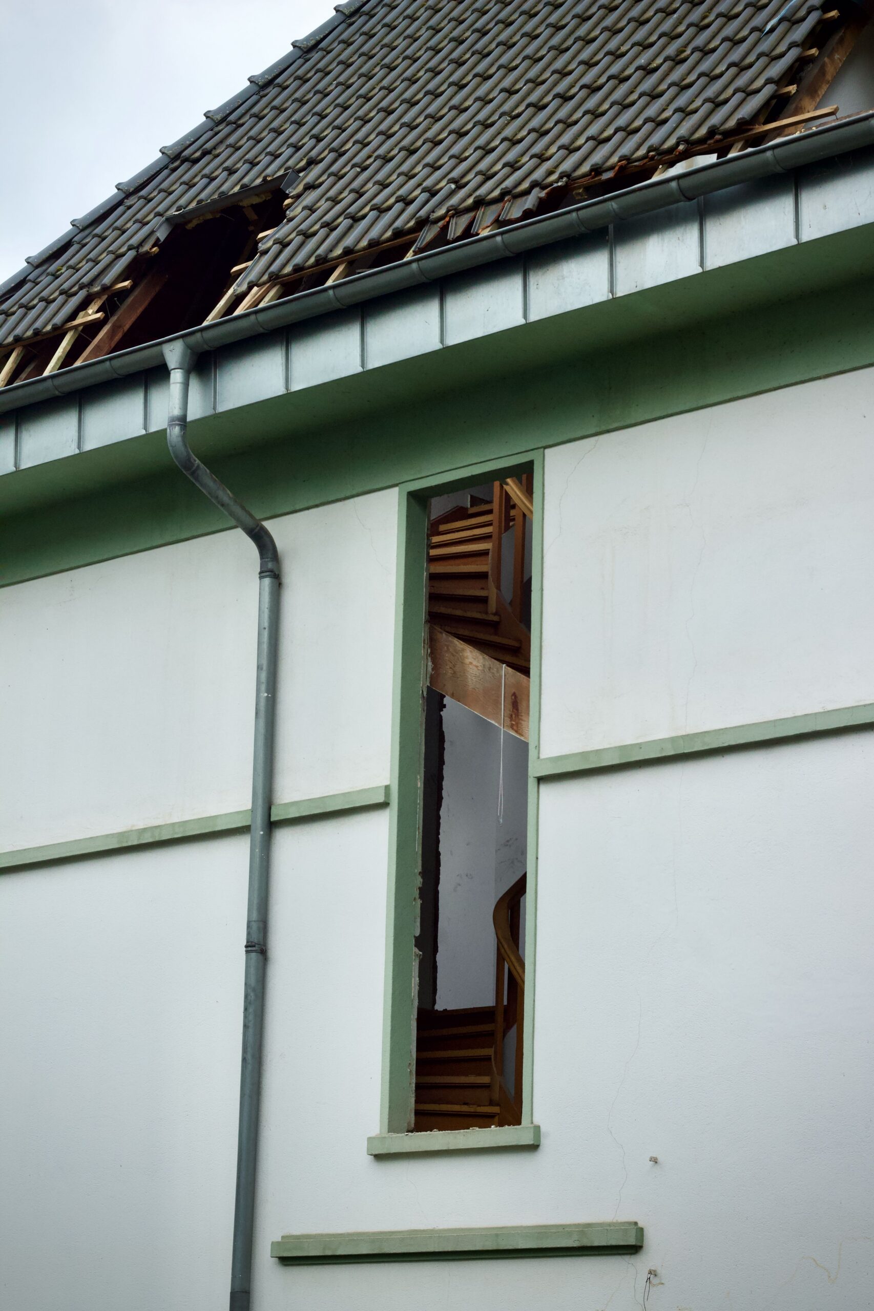 Why Choose Utah Disaster Kleenup for Storm Damage Roof Repair Utah?